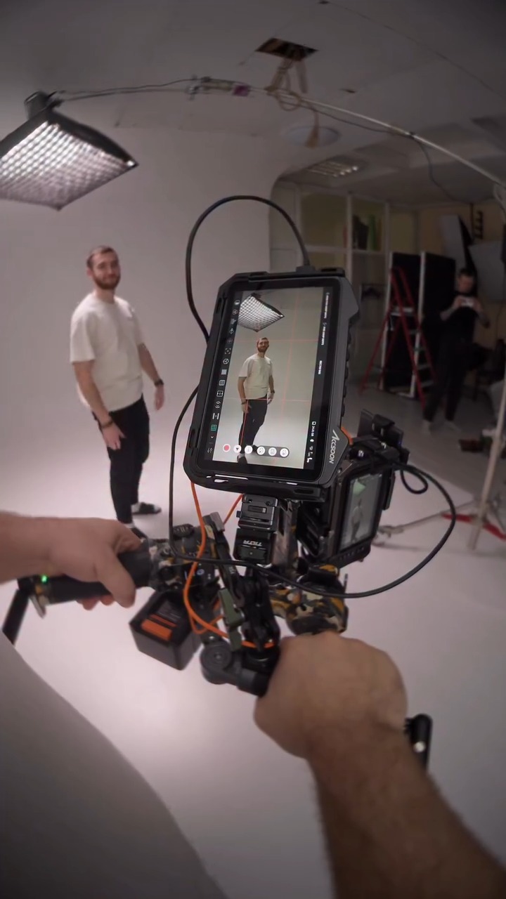 Clean setup. No cable chaos.  In the video, the Accsoon CineView M7 remains with the camera, while the monitoring system stays flexible. No stopping to check screens. No running back and forth. Just a smooth, uninterrupted workflow from start to finish.  Wireless monitoring means you move freely — and the shoot moves faster with you.  @_krasnov.mov_   #Accsoon #CineViewM7 #OnSetWorkflow #WirelessMonitoring #FilmSetLife #Cinematography