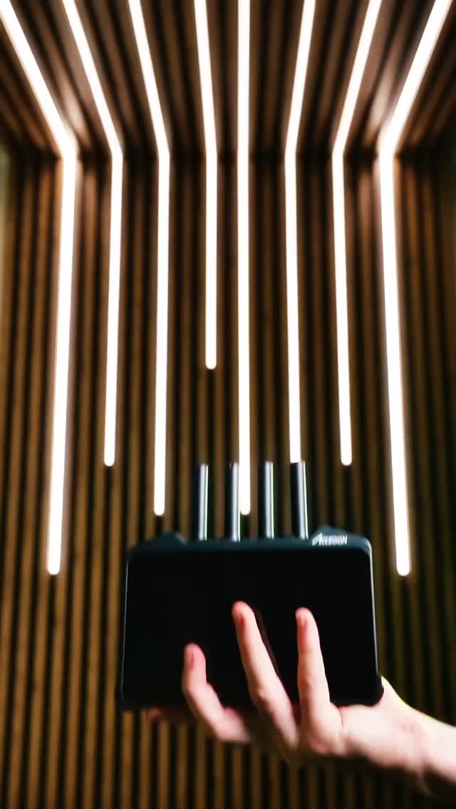 Inside the craft. 🎬 Step into the core of the Accsoon CineView M7 Pro. More than a 7-inch 1000-nit high-bright monitor, it’s an all-in-one wireless TX/RX system. Up to 1.6 miles of range and <35ms latency — built for the speed and precision of professional productions.  #Accsoon #CineViewM7Pro #FilmmakerLife #Cinematography #CameraGear #BehindTheScenes #WirelessVideo