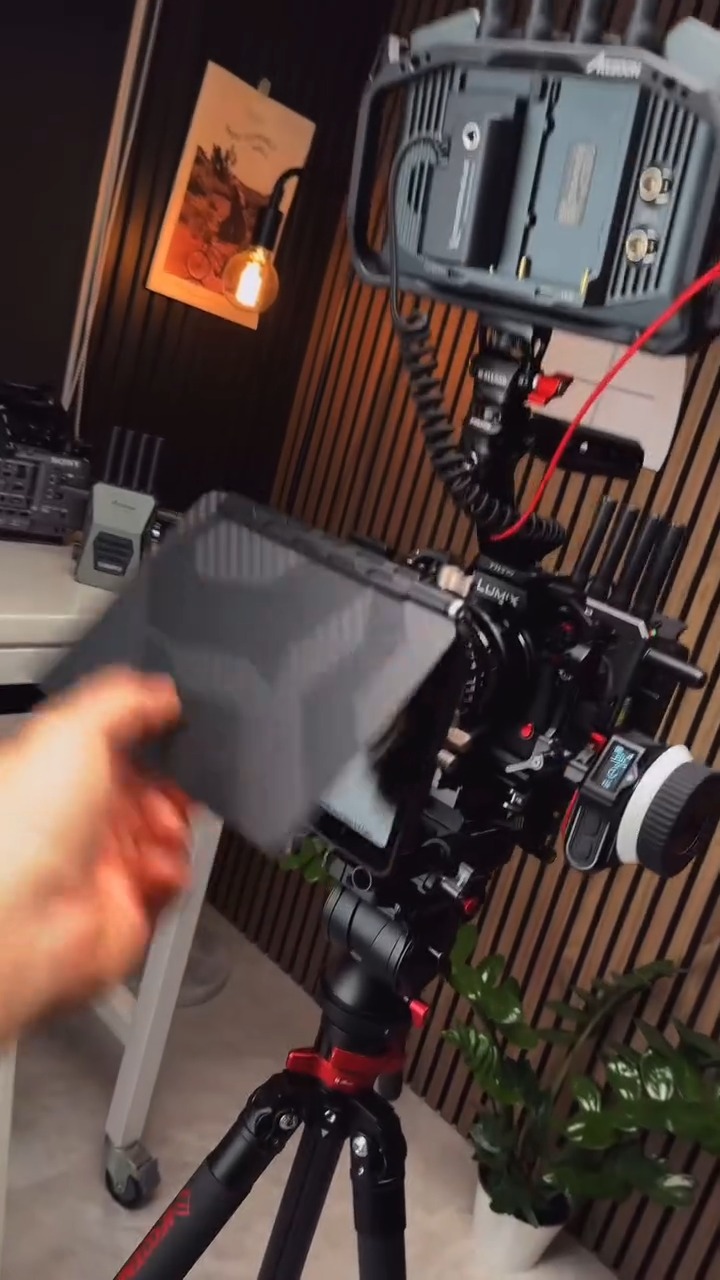 At first glance, the CineView M7 looks like a wireless monitor. On set, it quickly proves it’s much more than that.  With the CineView M7 and M7 Pro, monitoring, recording, and wireless control come together in one compact setup built for real productions. From built-in dual-band wireless to Android app control, fast touchscreen operation, accurate color, and internal 4K recording, everything is designed to simplify how you work on set.  Whether you’re running a full crew or keeping things lean, the CineView M7 Pro helps reduce cables, clean up your workflow, and stay in control—between takes and during the shot.  Built for filmmakers who want flexibility without compromise. 🎥⚡️  #Accsoon #CineViewM7 #CineViewM7Pro #WirelessMonitoring #FilmmakingGear #OnSetLife #VideoProduction