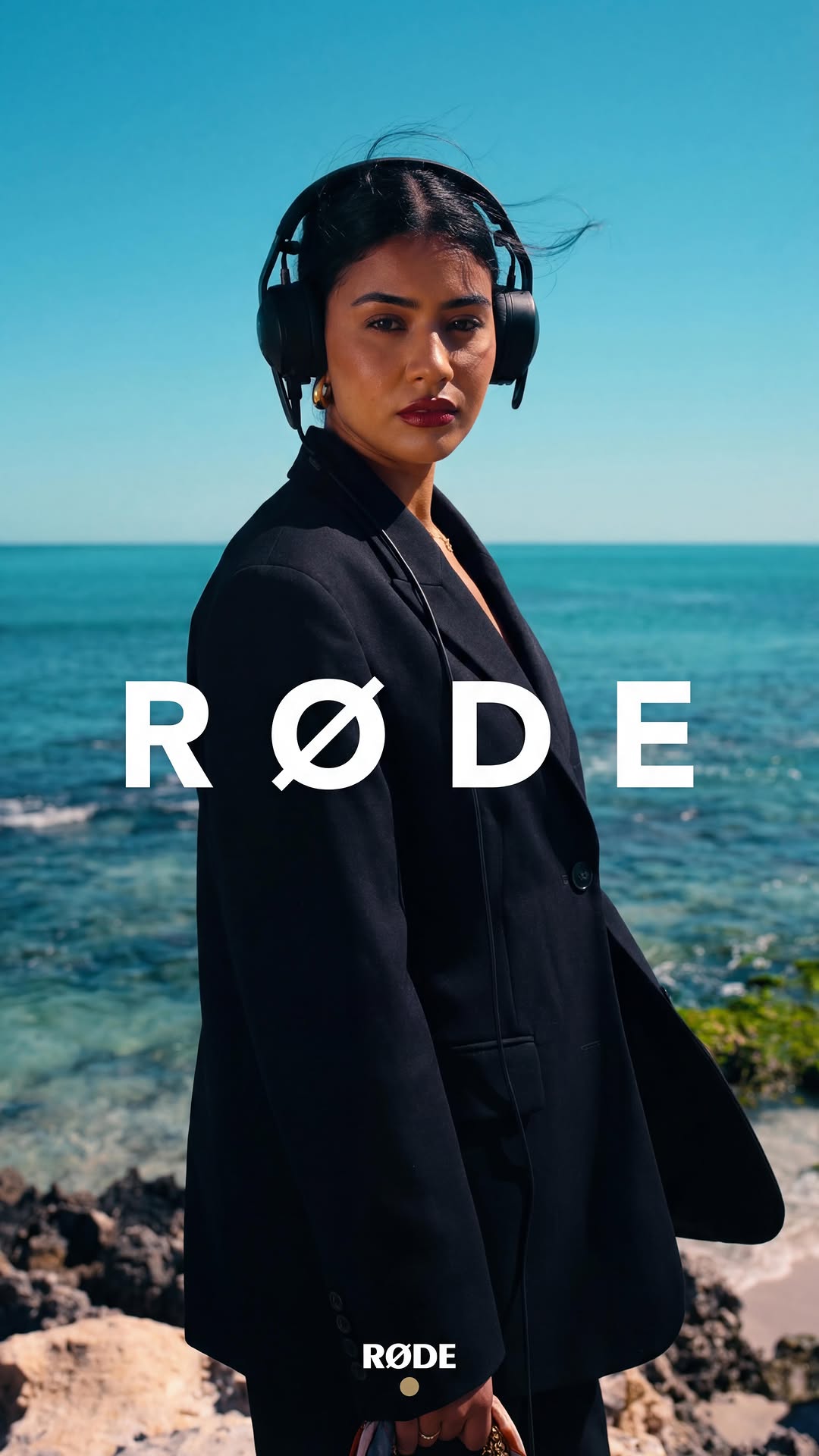 On this RØDE NTH-50 shoot we were jumping between so many locations that clear communication was the only way to execute each shot properly. It was our first time using the Accsoon headsets — super easy to pair, no hassle, and you literally just push the mic up to mute.  Honestly, they kept the whole production flowing way smoother than expected.  . . . . . .  Client: @rodemic  Director / DOP: @vedadfisic  Post Production: @vedadfisic  Production: @the57studios   1ST AC: @gray_long  Assistant: @_lvujc  BTS: @alsoknownas.media   Model: @saraa_alrekabeyyy  Stylist: @kreerich  Wardrobe: @sabistudio___   Rentals: @razstudios.au