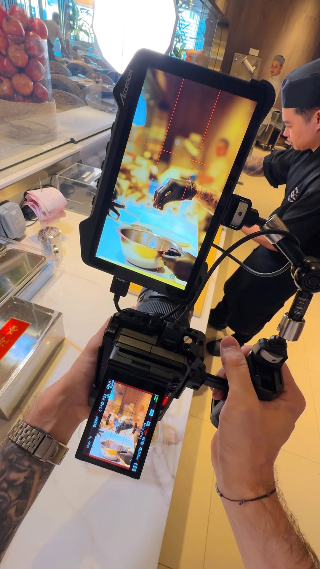 Current Setup: Locked and Loaded. 🎥✨  Taking a look behind the scenes of today’s food shoot. The Accsoon CineView M7 Pro is a beast in bright environments—crisp monitoring and zero lag even in a busy kitchen. 👨‍🍳  When the details matter, your monitor matters.  #CameraSetup #GearHead #Accsoon #Monitor #Cinematography #FoodCinematography #SonyAlpha #BTS
