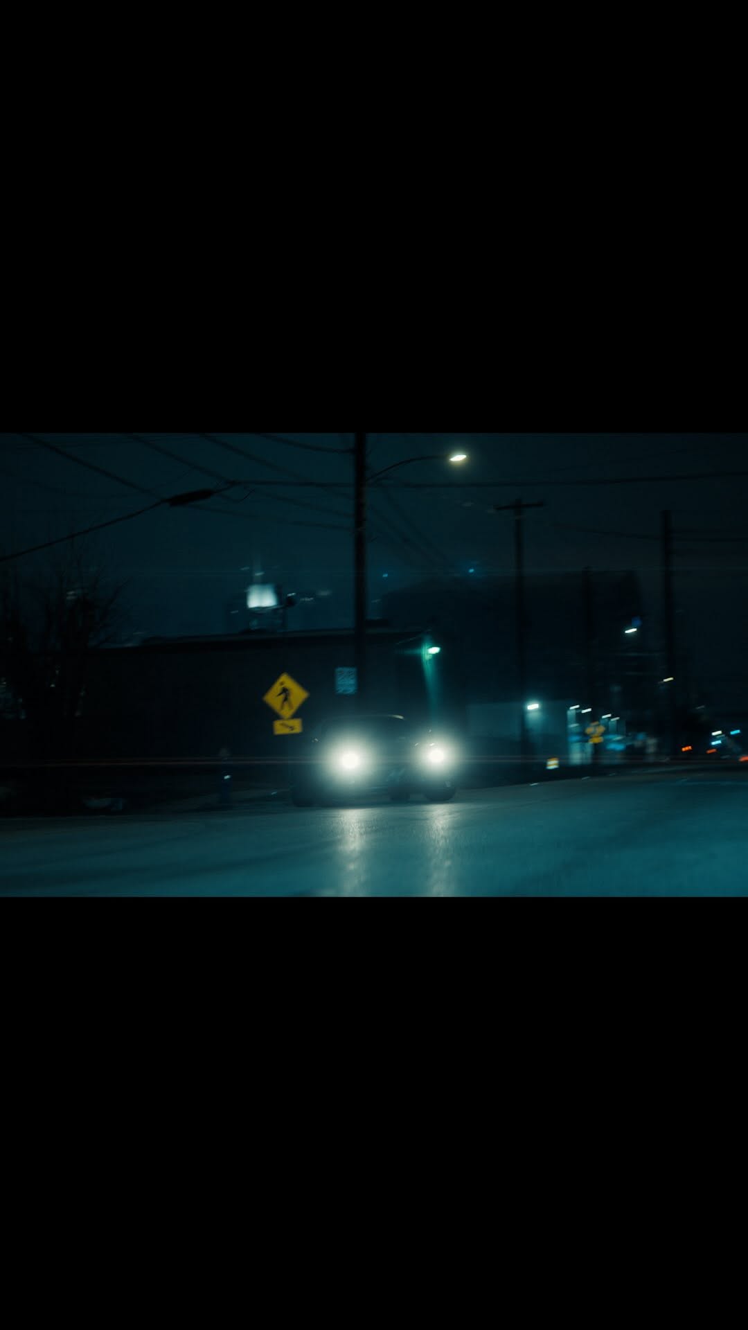 Bts from THE DELIVERY   Camera: @sonycine fx3 Lens: @blazarlens.official Mantis Anamorphic  Car Mounting System: @tiltamax Hydra Alien Transmission/ Monitor: @accsoontech Cineview Master 4K & CineView M7 Pro Intercom System: @hollylandtech @hollyland.na na Solidcom C1 Pro  Director & DP: @zhoucreative  Camera Car Operator: @jerzycarranza  Camera Car Driver: @_epvisuals  1st AC: @fsosa210  Stunt Driver: @jzev_1  . #cinematography #bts #anamorphic